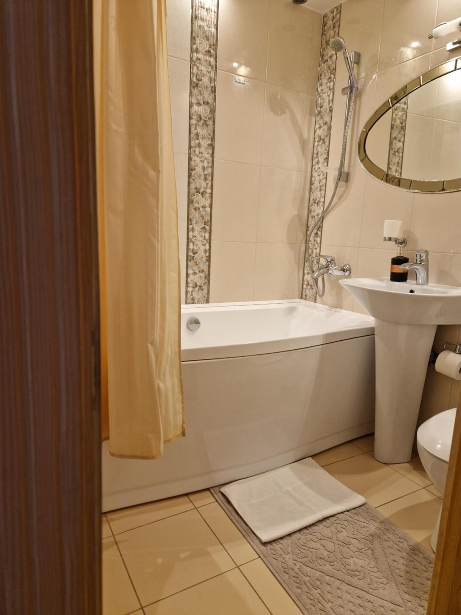 Apartment For Rent On Deribasovskaya Street Odessa Exterior foto