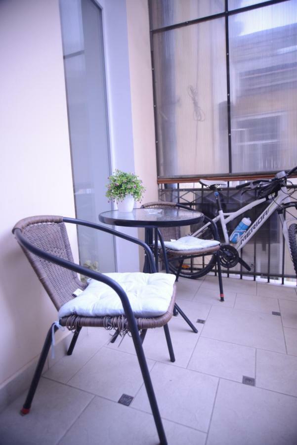 Apartment For Rent On Deribasovskaya Street Odessa Exterior foto