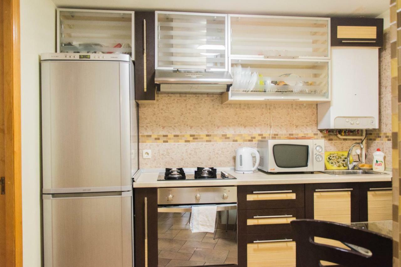 Apartment For Rent On Deribasovskaya Street Odessa Exterior foto
